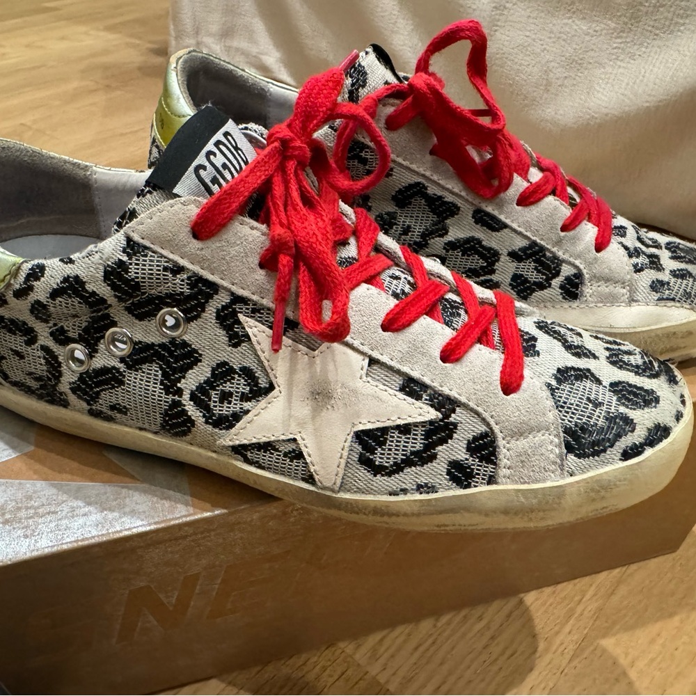 Perfect condition Golden Goose sneakers! Leopard print